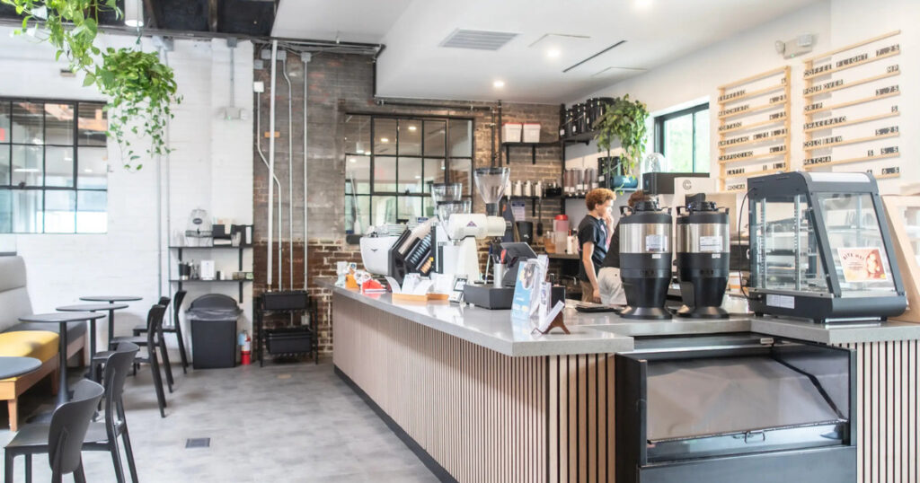 Looking for the best coffee in Old Town Alexandria with single-origin precision? HyperGoat, an Old Town Alexandria cafe inside The Link, roasts locally for bright pour-overs and espresso.